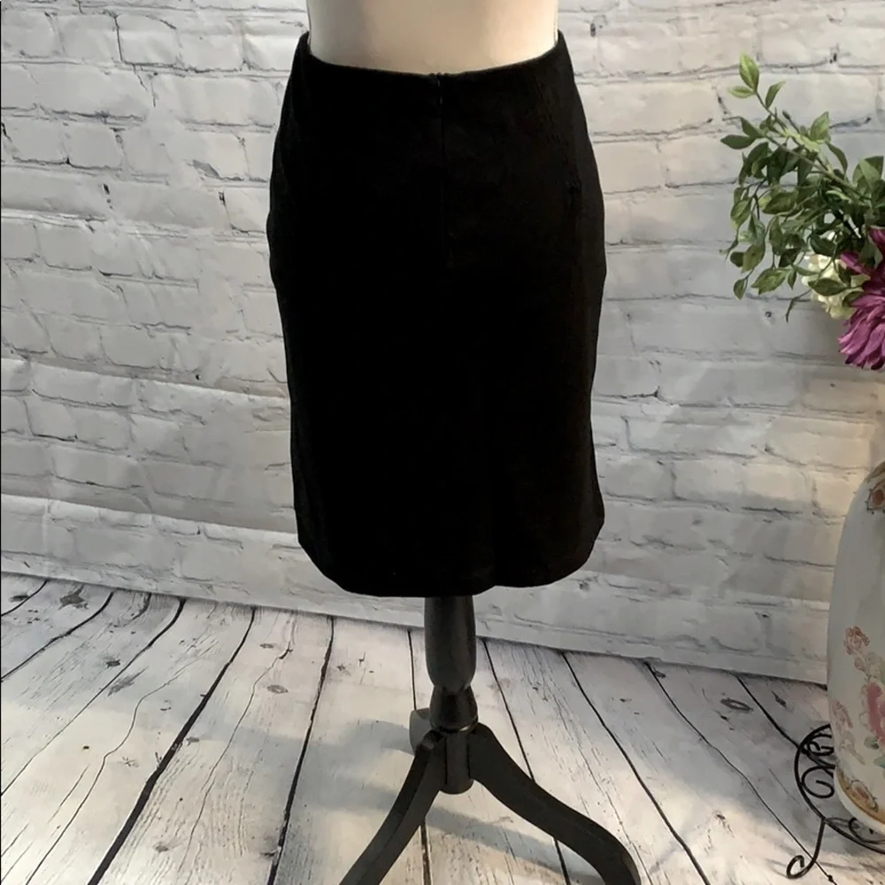 Chelsea & Theodore Faux Leather Detail Skirt-10
